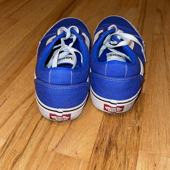 Mens dazzling blue old school vans size 9 - Picture 3 of 5